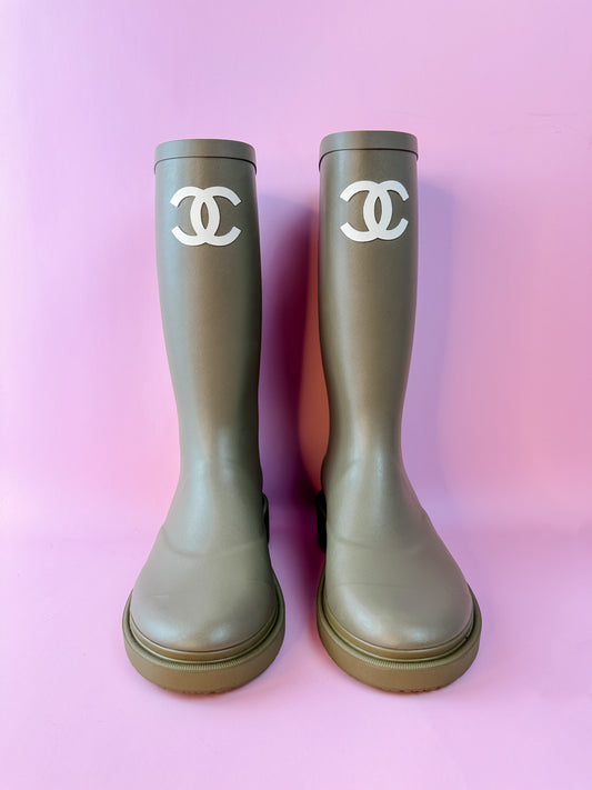 Chanel Rainboots (Dark Beige)